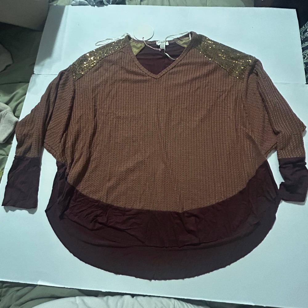 Umgee Waffle Knit Sequin Tunic Top Rust Burgundy Gold V-Neck Med NEW Festival